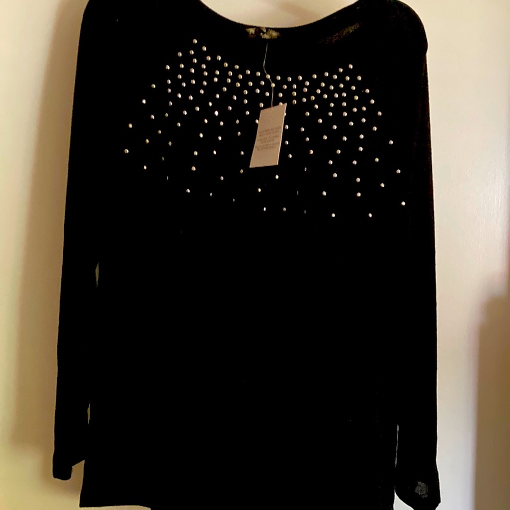 New with tag. Women’s size XL black sweater.